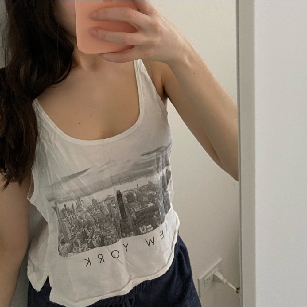 Brandy melville”new york” white tank.Perfect condition new unworn no stains
